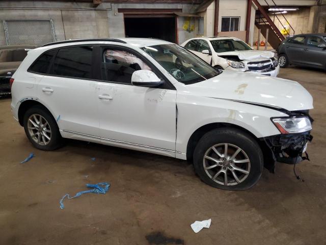 WA1CFCFP0EA074502 - 2014 AUDI Q5 PREMIUM WHITE photo 4