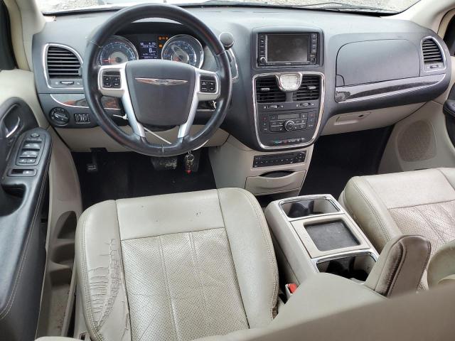 2A4RR8DG5BR612118 - 2011 CHRYSLER TOWN & COU TOURING L SILVER photo 8