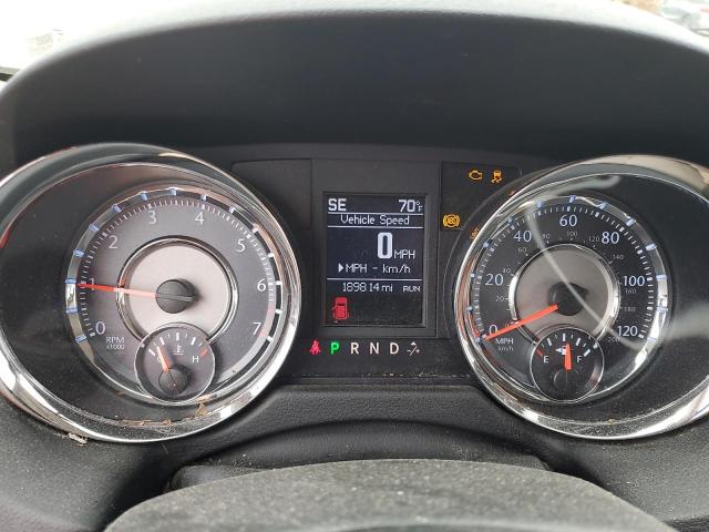 2A4RR8DG5BR612118 - 2011 CHRYSLER TOWN & COU TOURING L SILVER photo 9