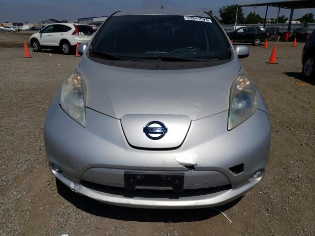 1N4AZ0CP7DC400456 - 2013 NISSAN LEAF S SILVER photo 5