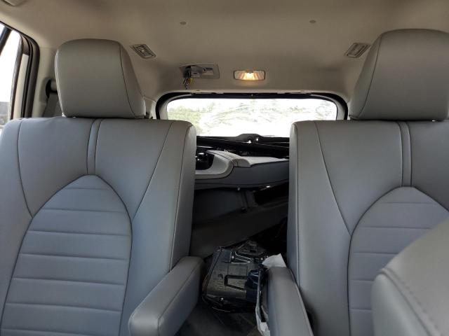 5TDGZRAH8NS549897 - 2022 TOYOTA HIGHLANDER XLE SILVER photo 10