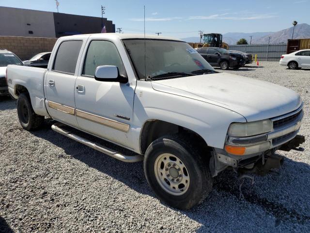 1GCGK13U35F860847 - 2005 CHEVROLET SILVERADO K1500 HEAVY DUTY WHITE photo 4