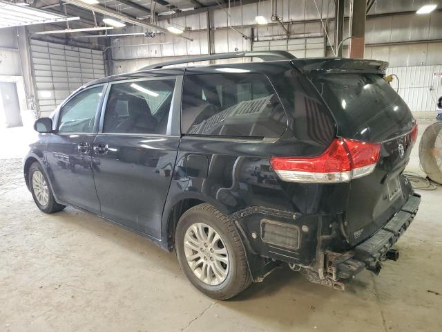 5TDYK3DC1DS349688 - 2013 TOYOTA SIENNA XLE BLACK photo 2