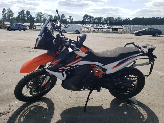 VBKTR6404MM810177 - 2021 KTM 890 ADVENTURE R Czarny zdjęcie 3