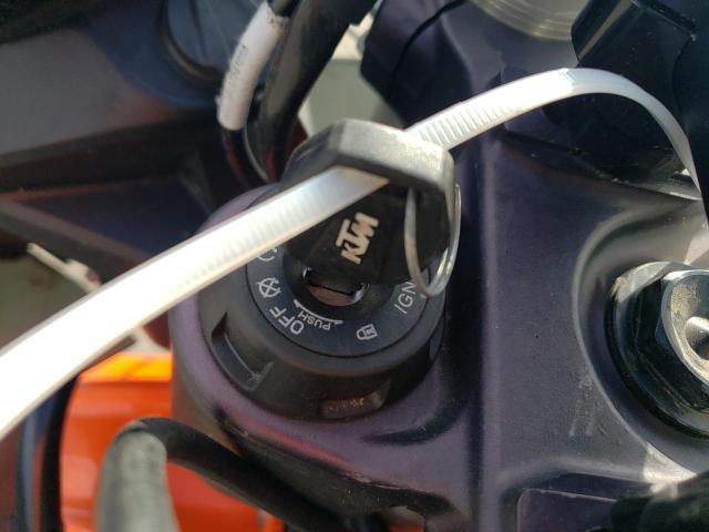 VBKTR6404MM810177 - 2021 KTM 890 ADVENTURE R Czarny zdjęcie 8