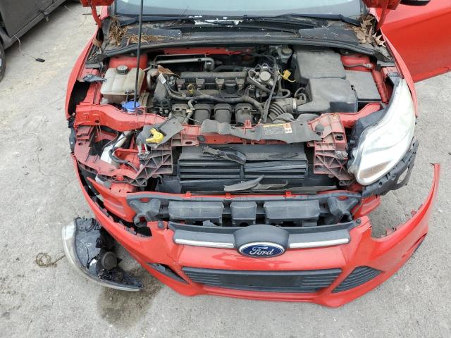 1FADP3K26DL340888 - 2013 FORD FOCUS SE RED photo 11