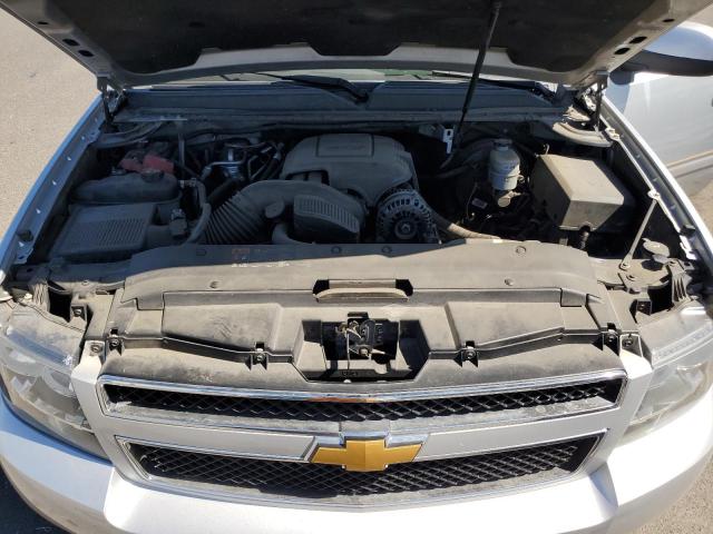 1GNSKBE03CR327796 - 2012 CHEVROLET TAHOE K1500 LT SILVER photo 12