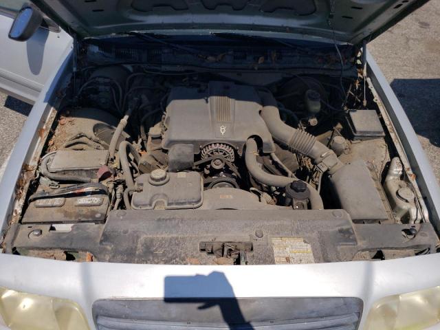 2FDFP72933X185556 - 2003 FORD CROWN VICT S GRAY photo 11