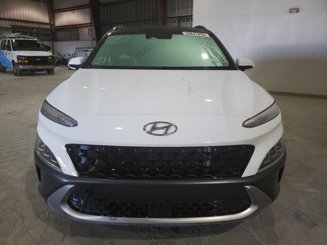 KM8K53A33NU874827 - 2022 HYUNDAI KONA LIMITED WHITE photo 5