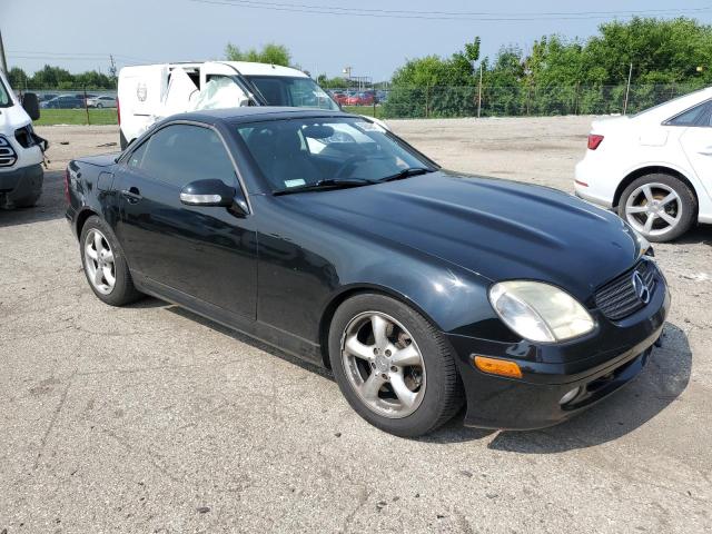 WDBKK65F24F300319 - 2004 MERCEDES-BENZ SLK 320 BLACK photo 4