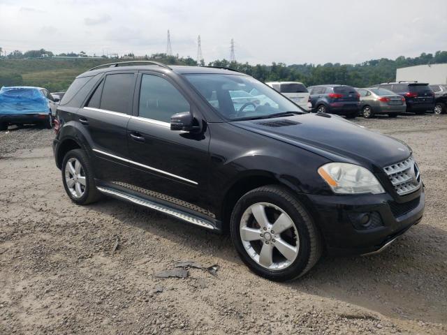 4JGBB8GB5BA652274 - 2011 MERCEDES-BENZ ML 350 4MATIC BLACK photo 4