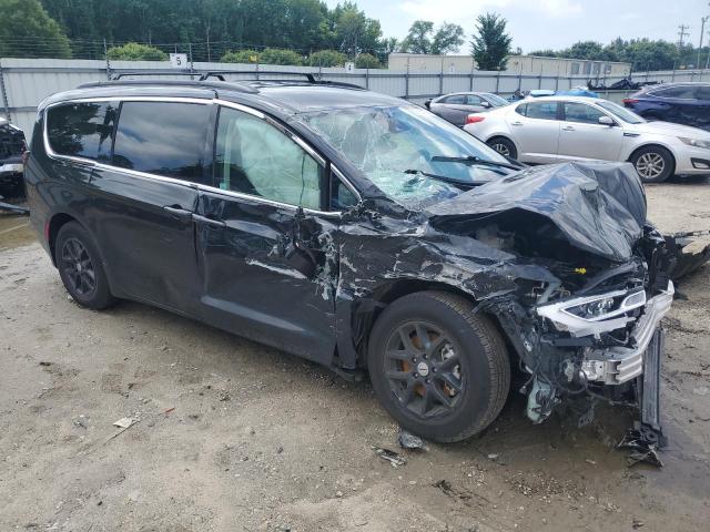 2C4RC1BG6NR155762 - 2022 CHRYSLER PACIFICA TOURING L BLACK photo 4