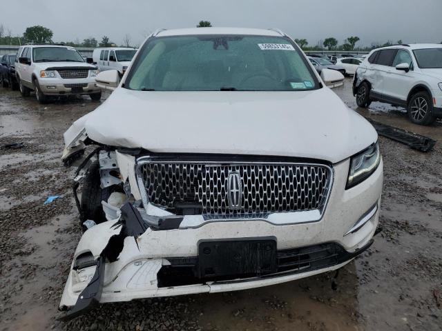5LMCJ2D96KUL49506 - 2019 LINCOLN MKC SELECT أبيض صورة 5