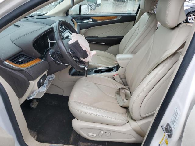 5LMCJ2D96KUL49506 - 2019 LINCOLN MKC SELECT أبيض صورة 7