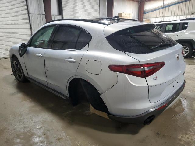 ZASPAKBN1P7D55705 - 2023 ALFA ROMEO STELVIO TI SILVER photo 2