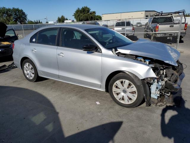 3VW2K7AJ3DM214452 - 2013 VOLKSWAGEN JETTA BASE 银色 照片 4