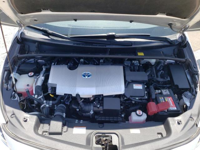 JTDKARFP7H3066456 - 2017 TOYOTA PRIUS PRIM SILVER photo 12