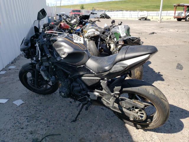 ML5EXER10PDA87344 - 2023 KAWASAKI EX650 R Графитовый фото 3