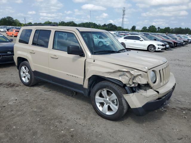 1C4NJRBB7HD152612 - 2017 JEEP PATRIOT SPORT 米色 照片 4