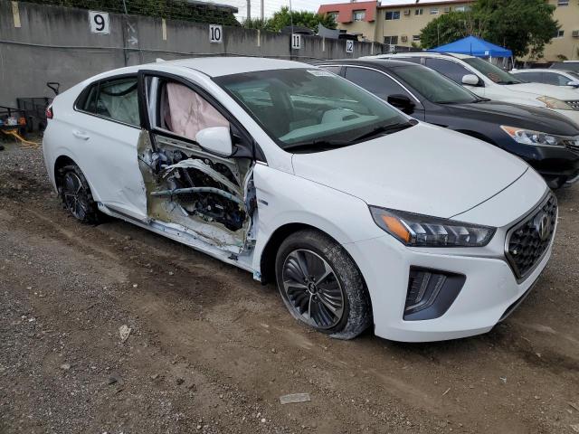 KMHC75LD6LU227707 - 2020 HYUNDAI IONIQ SEL WHITE photo 4