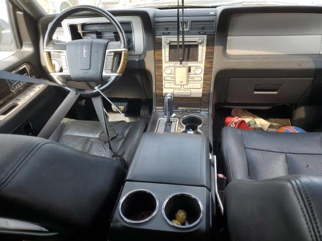 5LMJJ2J5XAEJ11319 - 2010 LINCOLN NAVIGATOR 黑色 照片 8