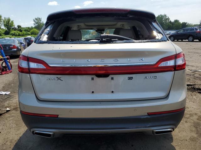 2LMPJ8LR6HBL19773 - 2017 LINCOLN MKX RESERVE أسمر صورة 6