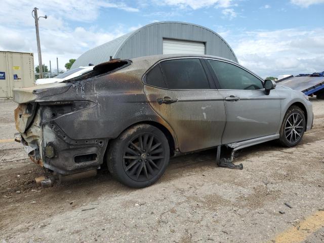 4T1T11AK0RU248637 - 2024 TOYOTA CAMRY SE NIGHT SHADE SILVER photo 3