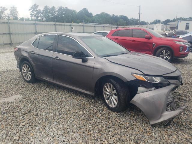 4T1B11HK2JU674433 - 2018 TOYOTA CAMRY L 灰色 照片 4