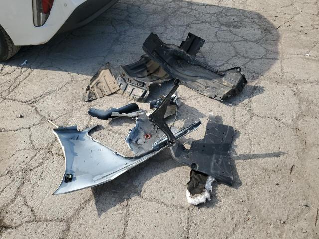 JTDKARFP3H3004164 - 2017 TOYOTA PRIUS PRIM 白色 照片 12