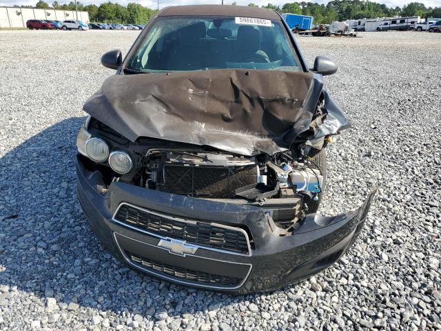 1G1JA6SH2E4125730 - 2014 CHEVROLET SONIC LS GRAY photo 5