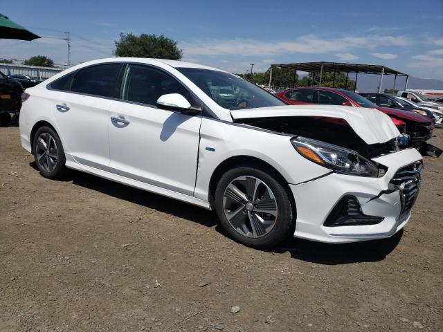 KMHE14L21KA089156 - 2019 HYUNDAI SONATA PLUG-IN HYBRID WHITE photo 4