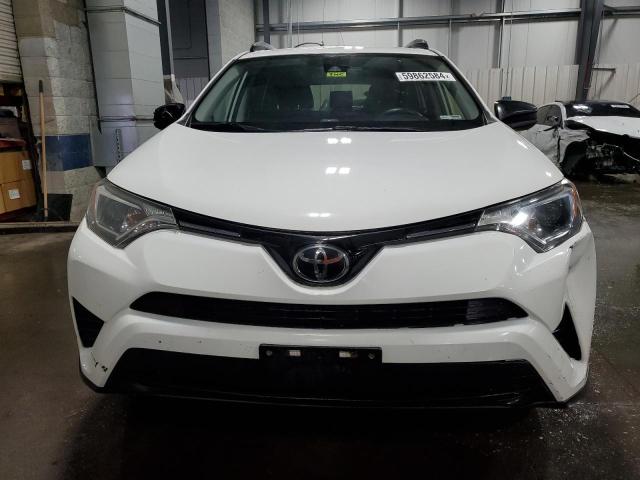 JTMBFREV5JJ732975 - 2018 TOYOTA RAV4 LE WHITE photo 5