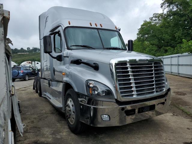 3AKJGLD52ESFY3815 - 2014 FREIGHTLINER CASCADIA GRAY photo 1