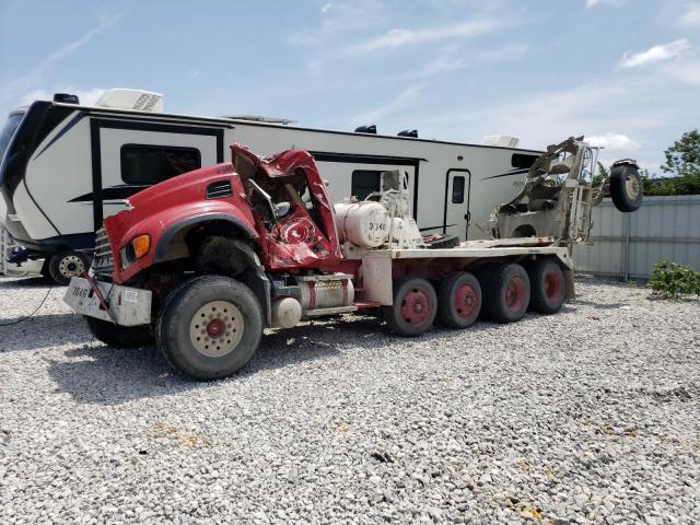 1M2AG02C87M003377 - 2007 MACK 500 CV500 RED photo 2