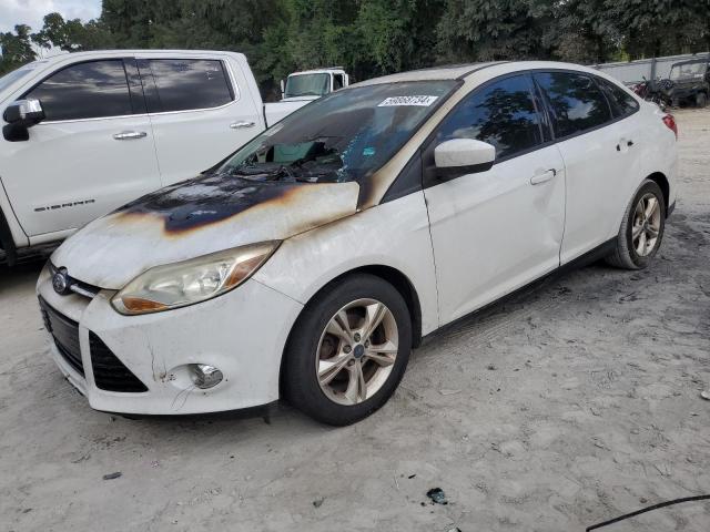 1FAHP3F23CL461095 - 2012 FORD FOCUS SE WHITE photo 1