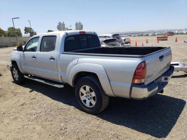 5TEKU72N96Z163785 - 2006 TOYOTA TACOMA DOUBLE CAB PRERUNNER LONG BED SILVER photo 2