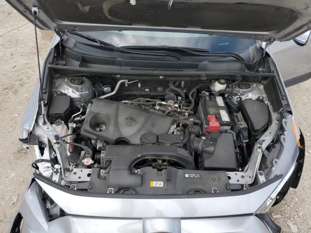 2T3W1RFV8MW133170 - 2021 TOYOTA RAV4 XLE SILVER photo 12