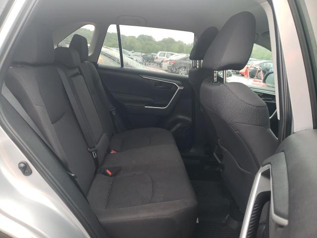 2T3F1RFV2KW061699 - 2019 TOYOTA RAV4 LE ვერცხლისფერი ფოტო 10