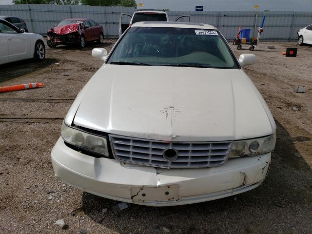 1G6KY5491YU330132 - 2000 CADILLAC SEVILLE STS WHITE photo 5