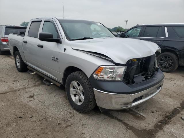1C6RR6KG5JS292543 - 2018 RAM 1500 ST Srebrny zdjęcie 4