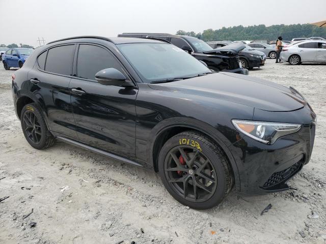 ZASPAKBN9L7C92749 - 2020 ALFA ROMEO STELVIO TI BLACK photo 4