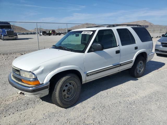 1GNDT13W1YK139253 - 2000 CHEVROLET BLAZER WHITE photo 1