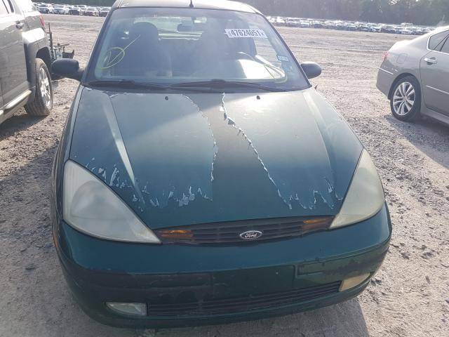 3FAFP31361R110302 - 2001 FORD FOCUS ZX3 GREEN photo 9