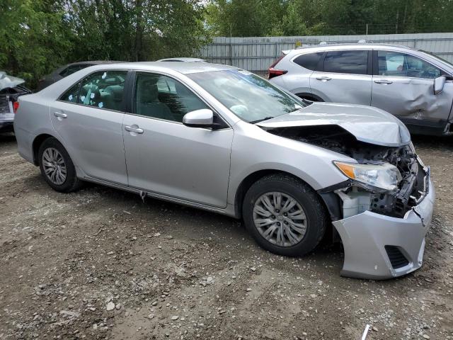 4T1BF1FK5EU352654 - 2014 TOYOTA CAMRY L SILVER photo 4