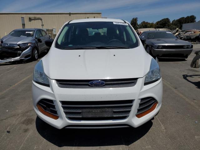 1FMCU0F76GUB60856 - 2016 FORD ESCAPE S WHITE photo 5