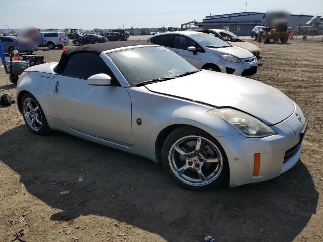 JN1BZ36A27M654875 - 2007 NISSAN 350Z ROADSTER SILVER photo 4