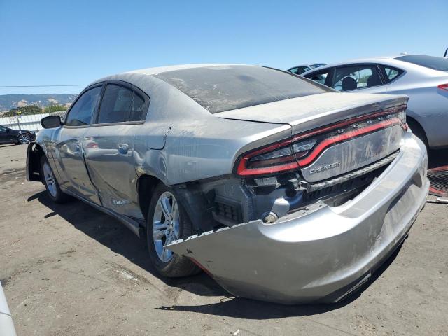 2C3CDXBG0GH267072 - 2016 DODGE CHARGER SE SILVER photo 2