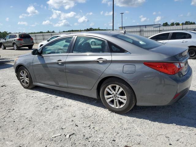 5NPEB4AC7EH893990 - 2014 HYUNDAI SONATA GLS SILVER photo 2