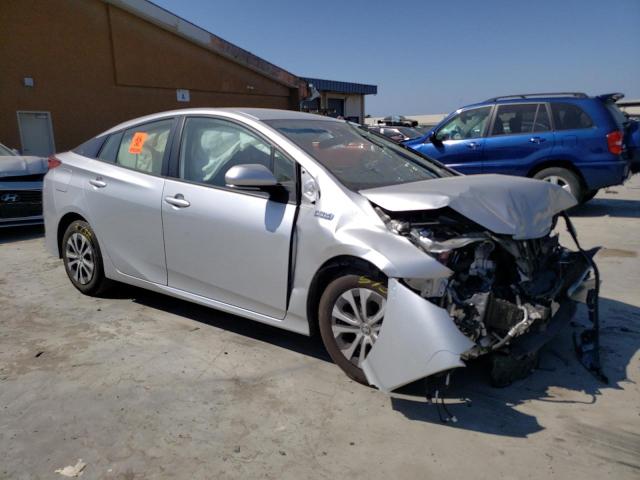 JTDKAMFP2M3186212 - 2021 TOYOTA PRIUS PRIM LE SILVER photo 4