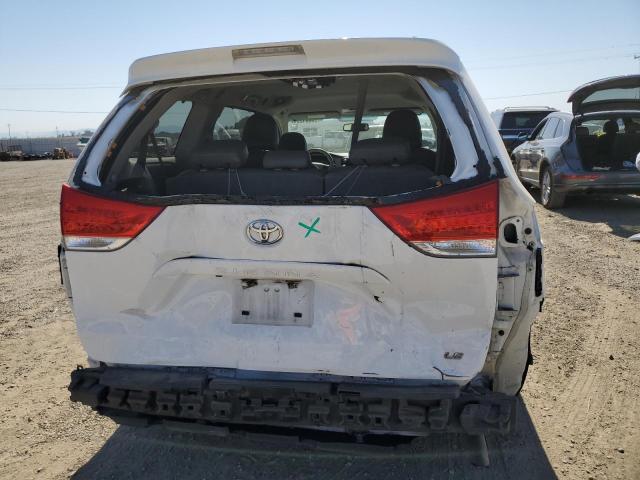 5TDKK3DC0ES405983 - 2014 TOYOTA SIENNA LE WHITE photo 6